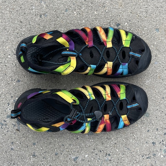 KEEN Newport H2 Sandals Women’s 8 Tie Dye Colored